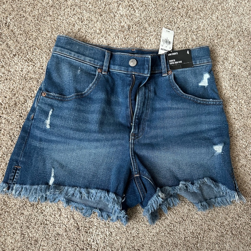 NWT Express Jean short